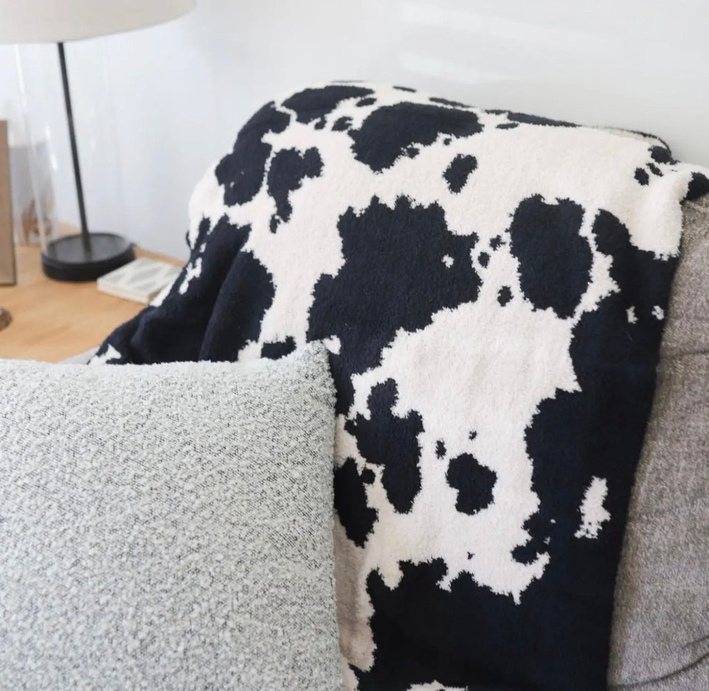 Black & White Cowhide Luxury Throw Blanket